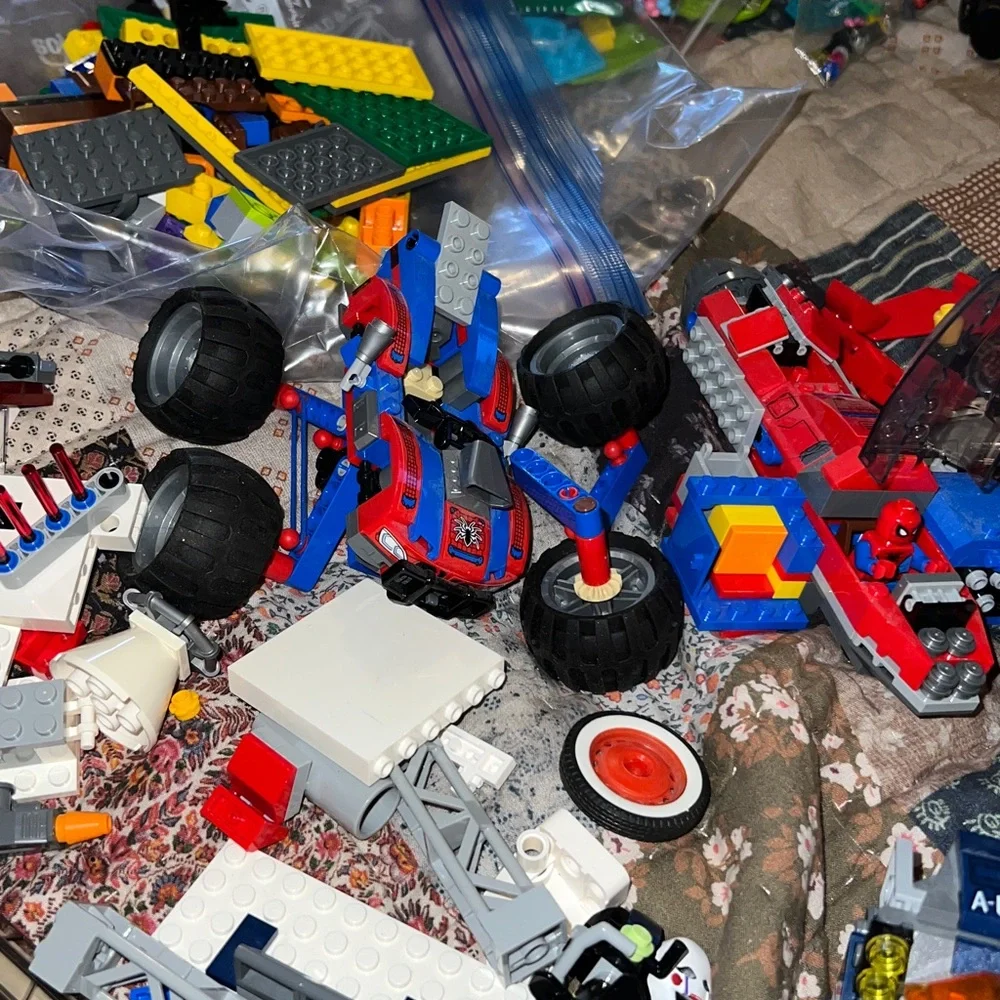 Lego Marvel Avengers Spider-Man & Space building sets